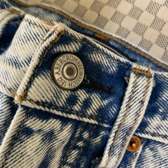 Abercrombie & Fitch Jean Skirt - Picture 3 of 4